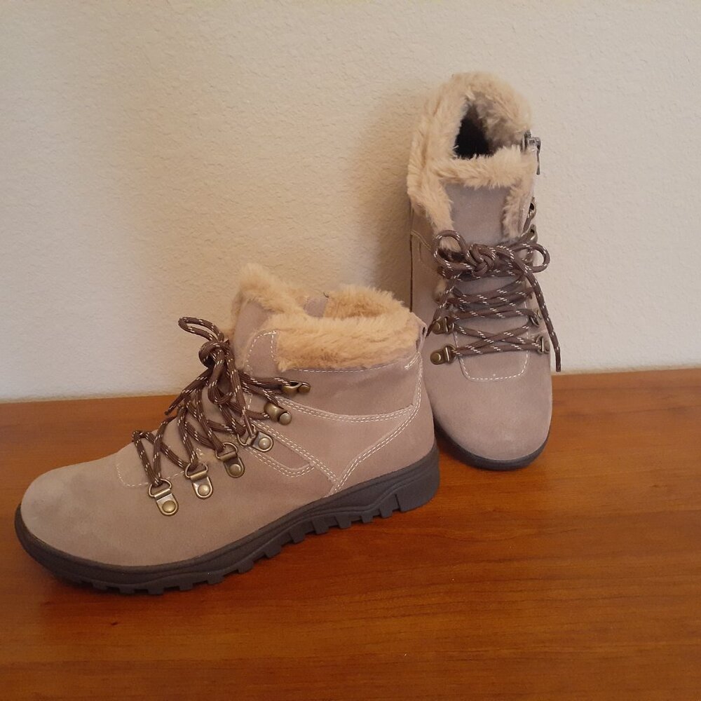 Earth Hiker Style Ankle Boots